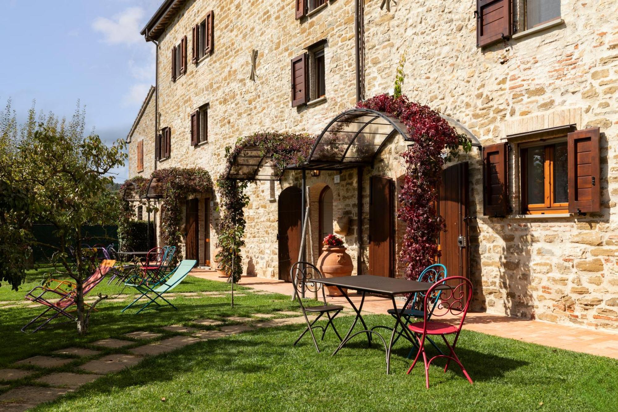 Agriturismo I Gelsi Di Santa Cristina Gubbio Zewnętrze zdjęcie